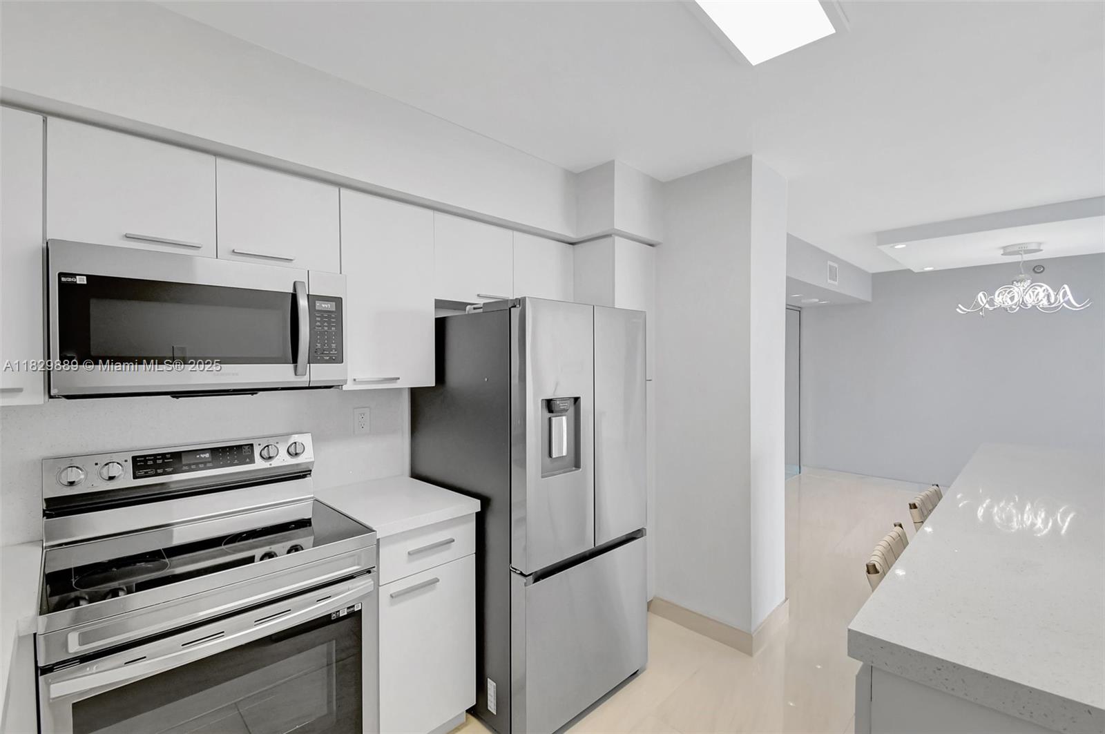 3400 NE 192nd St #1606, Aventura FL 33180