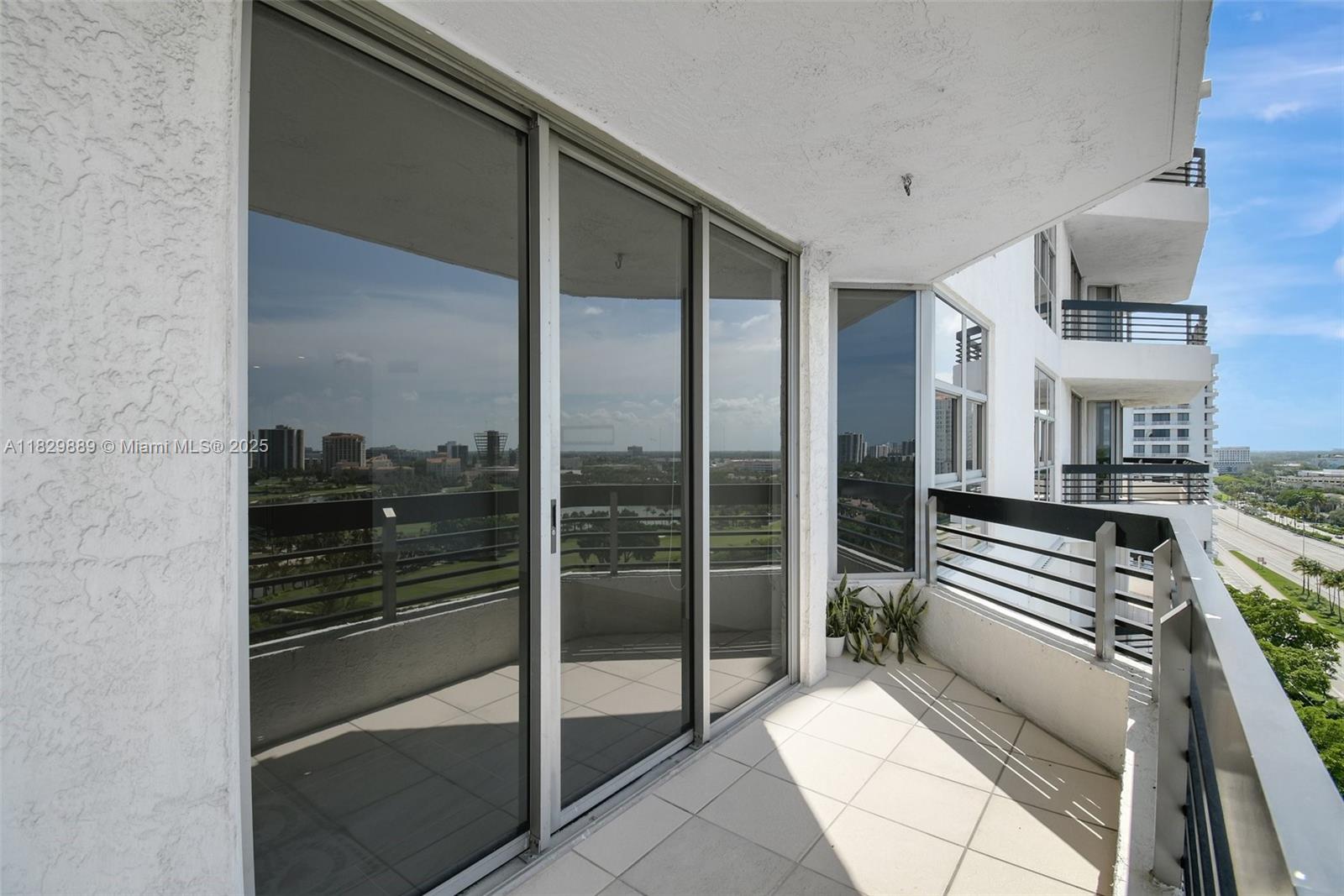 3400 NE 192nd St #1606, Aventura FL 33180