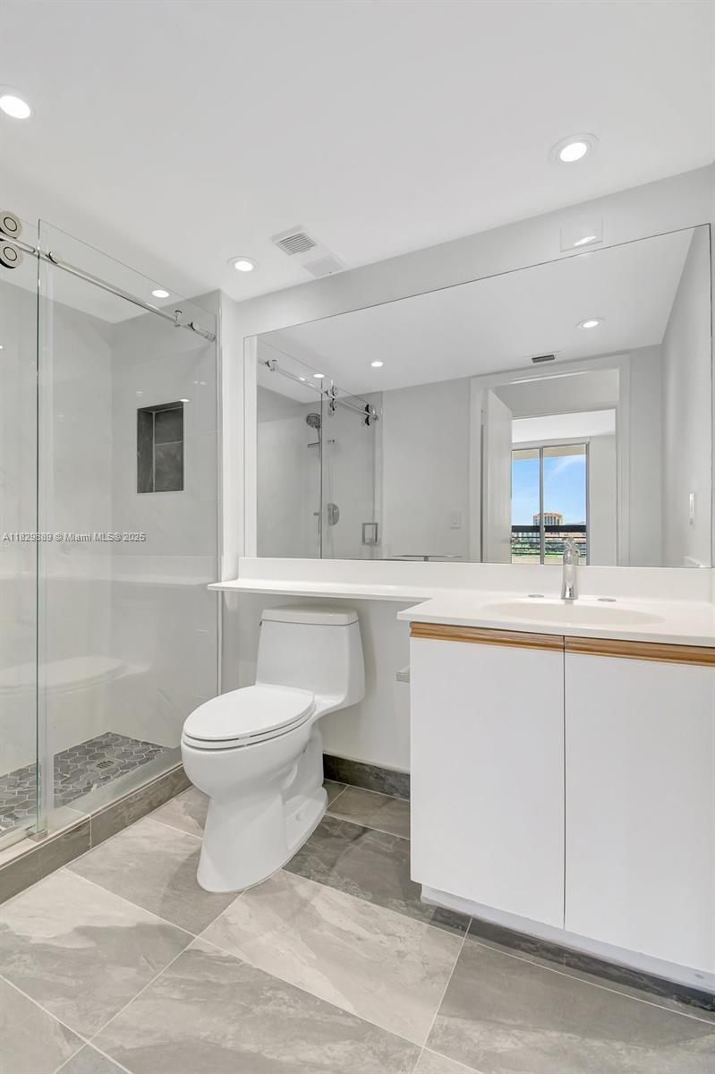 3400 NE 192nd St #1606, Aventura FL 33180