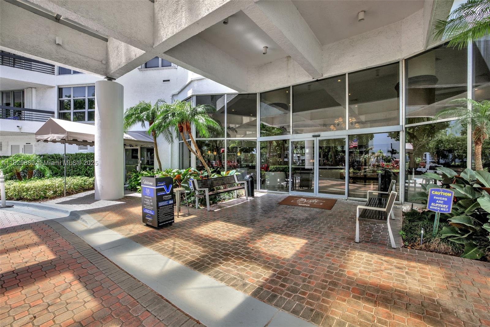 3400 NE 192nd St #1606, Aventura FL 33180