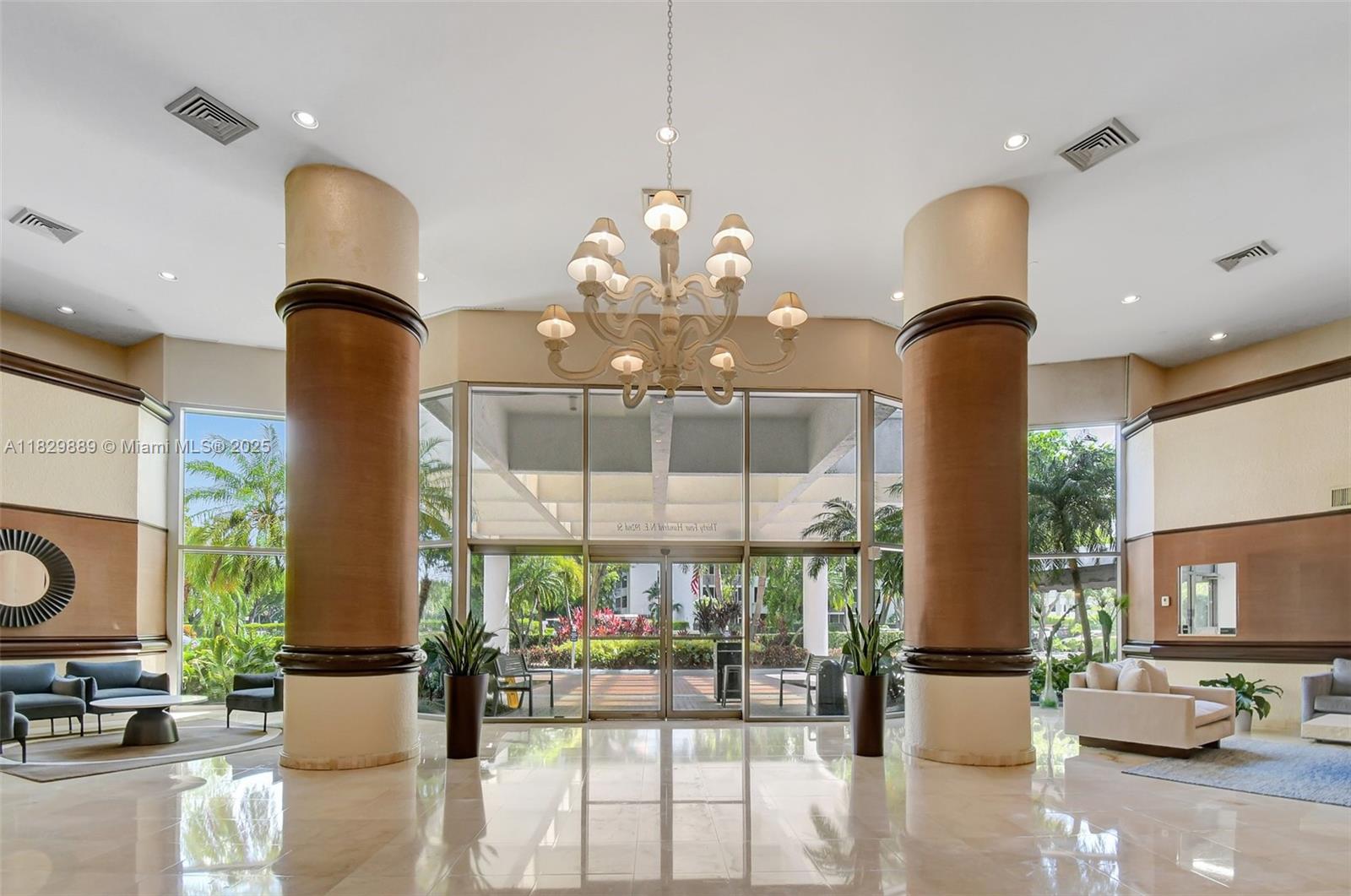 3400 NE 192nd St #1606, Aventura FL 33180