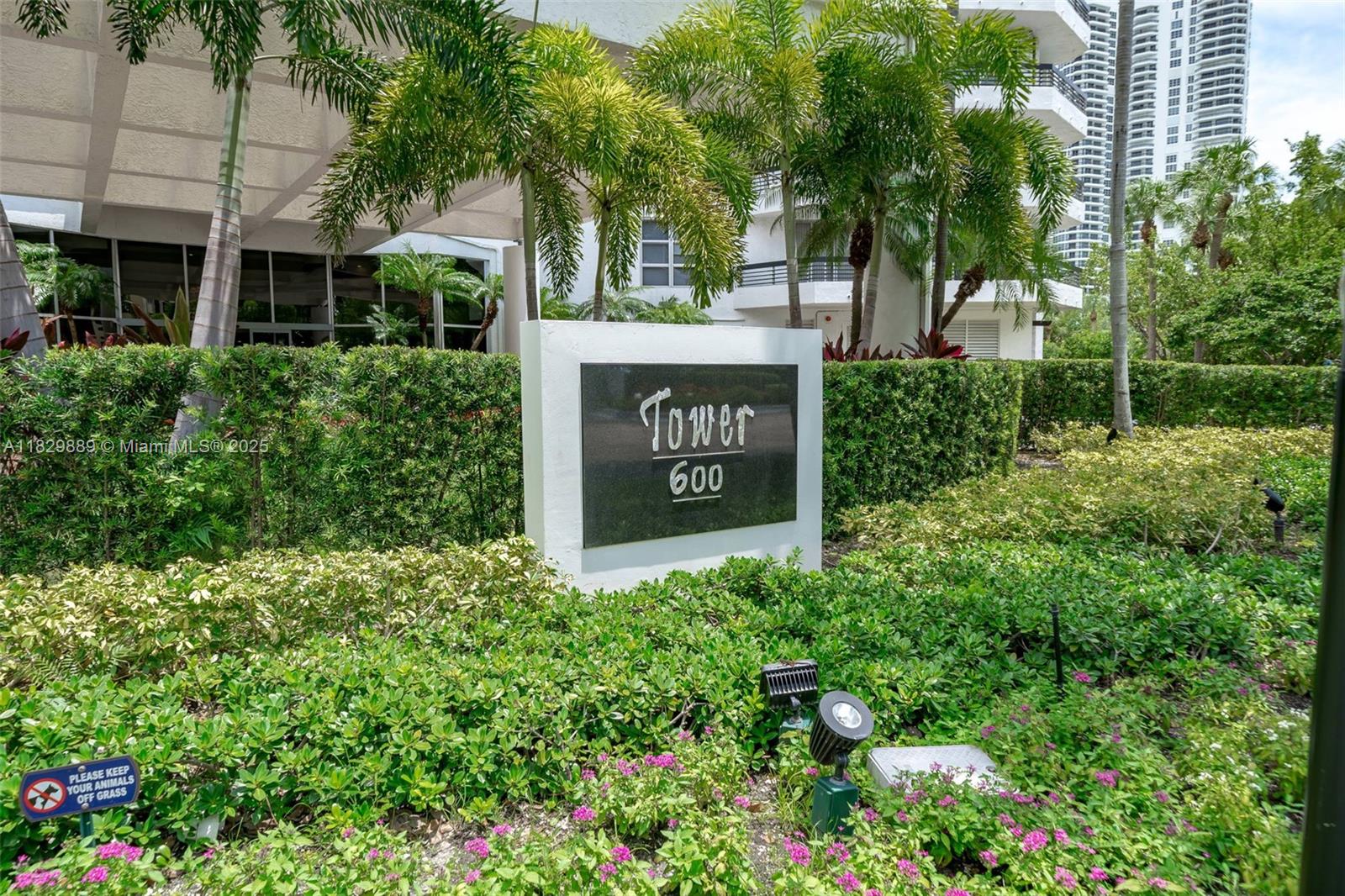 3400 NE 192nd St #1606, Aventura FL 33180
