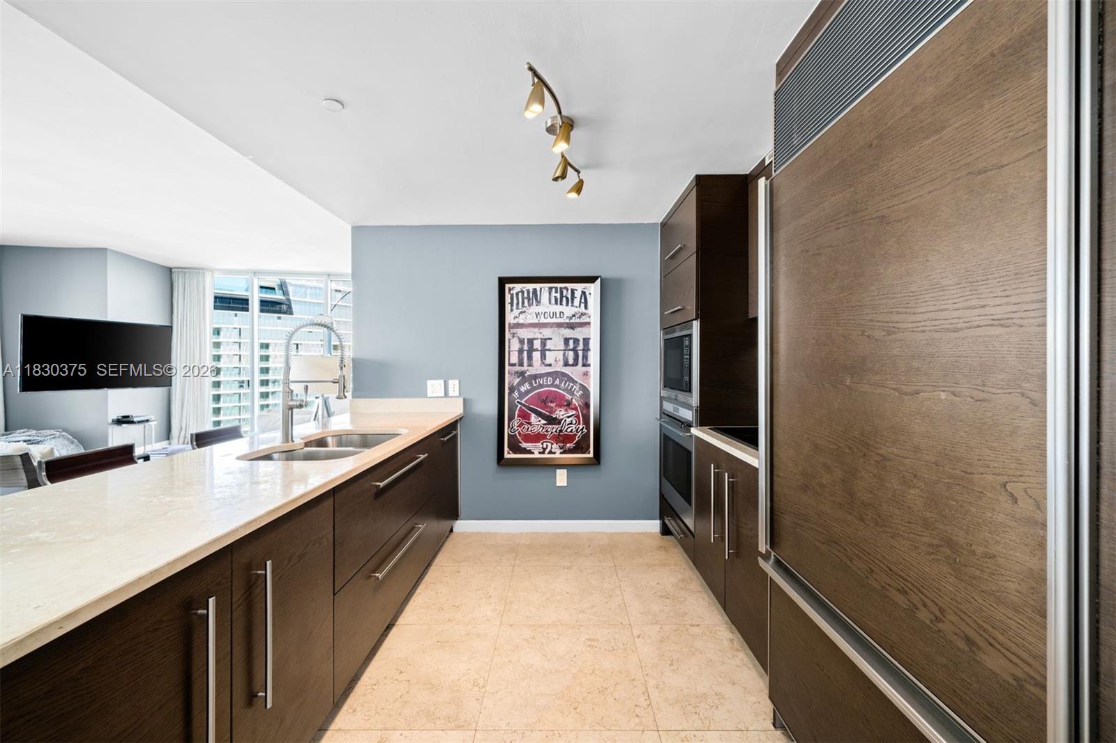 465 Brickell Ave #5302, Miami FL 33131
