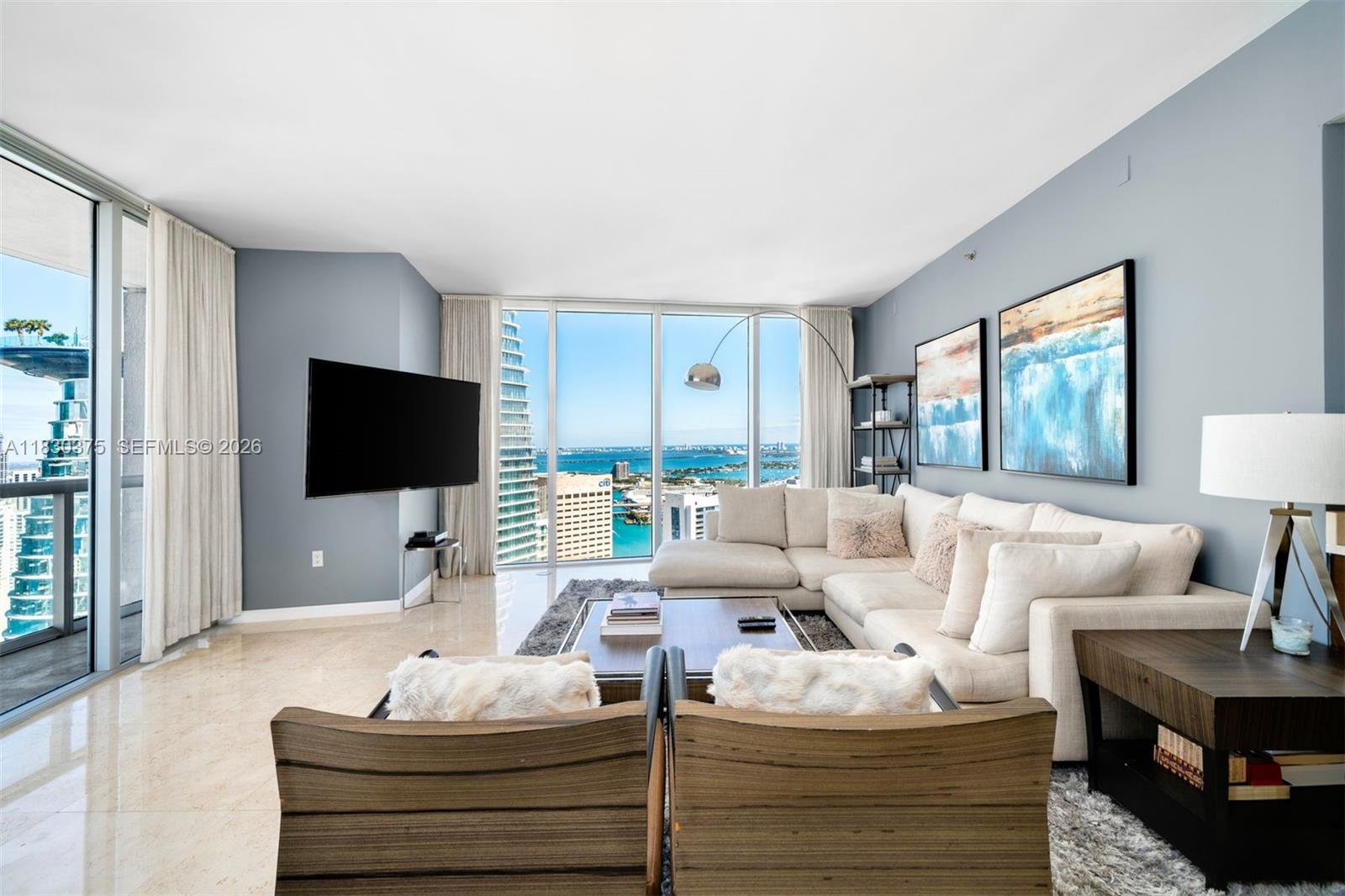 465 Brickell Ave #5302, Miami FL 33131