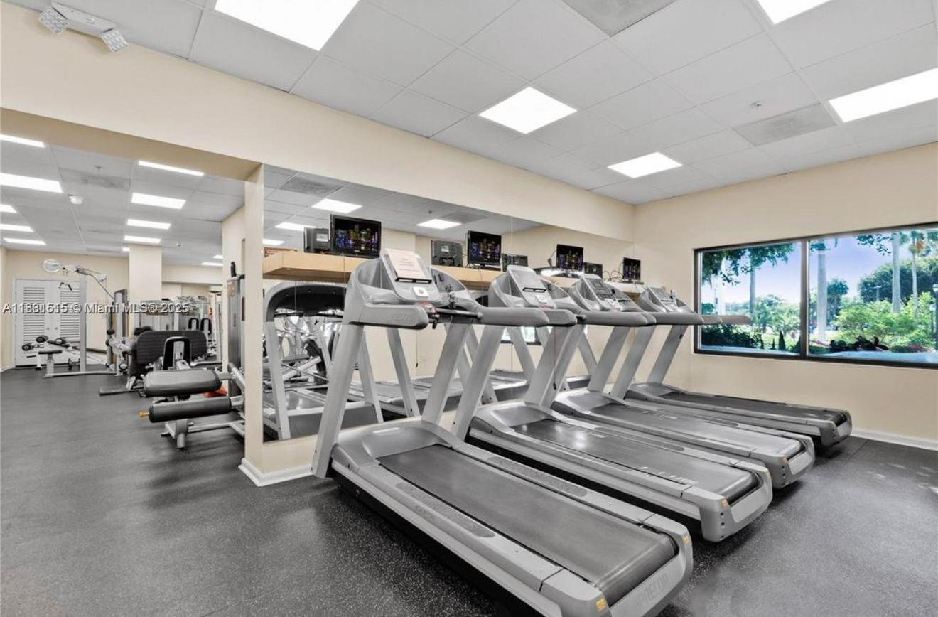 2333 Brickell Ave #901, Miami FL 33129