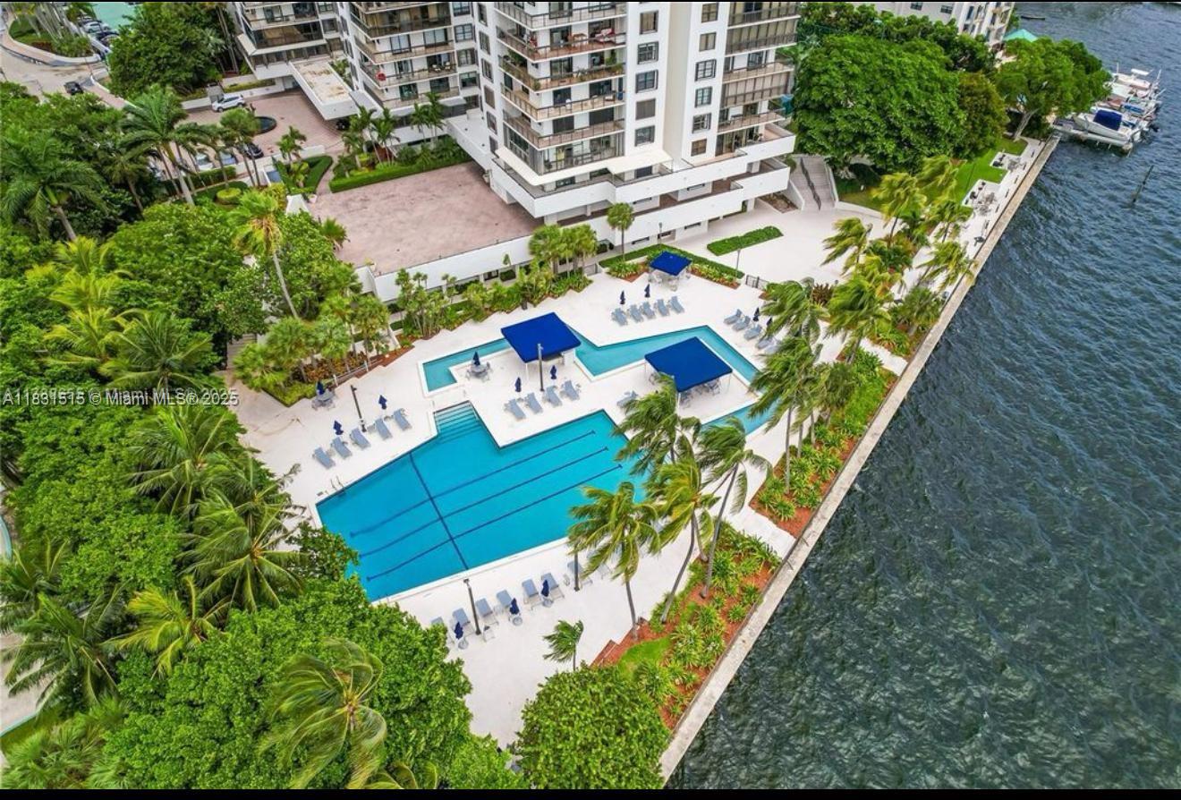 2333 Brickell Ave #901, Miami FL 33129