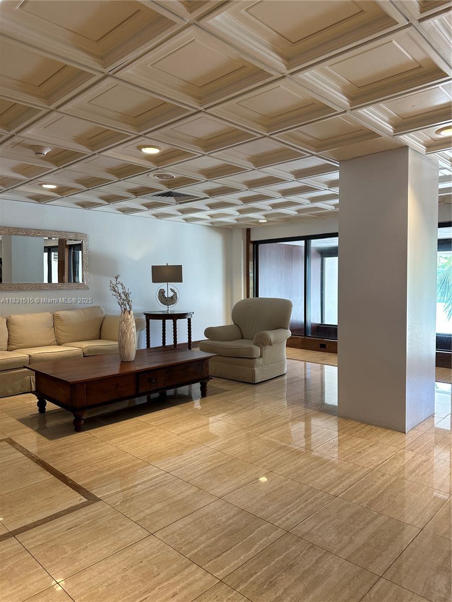 2333 Brickell Ave #901, Miami FL 33129