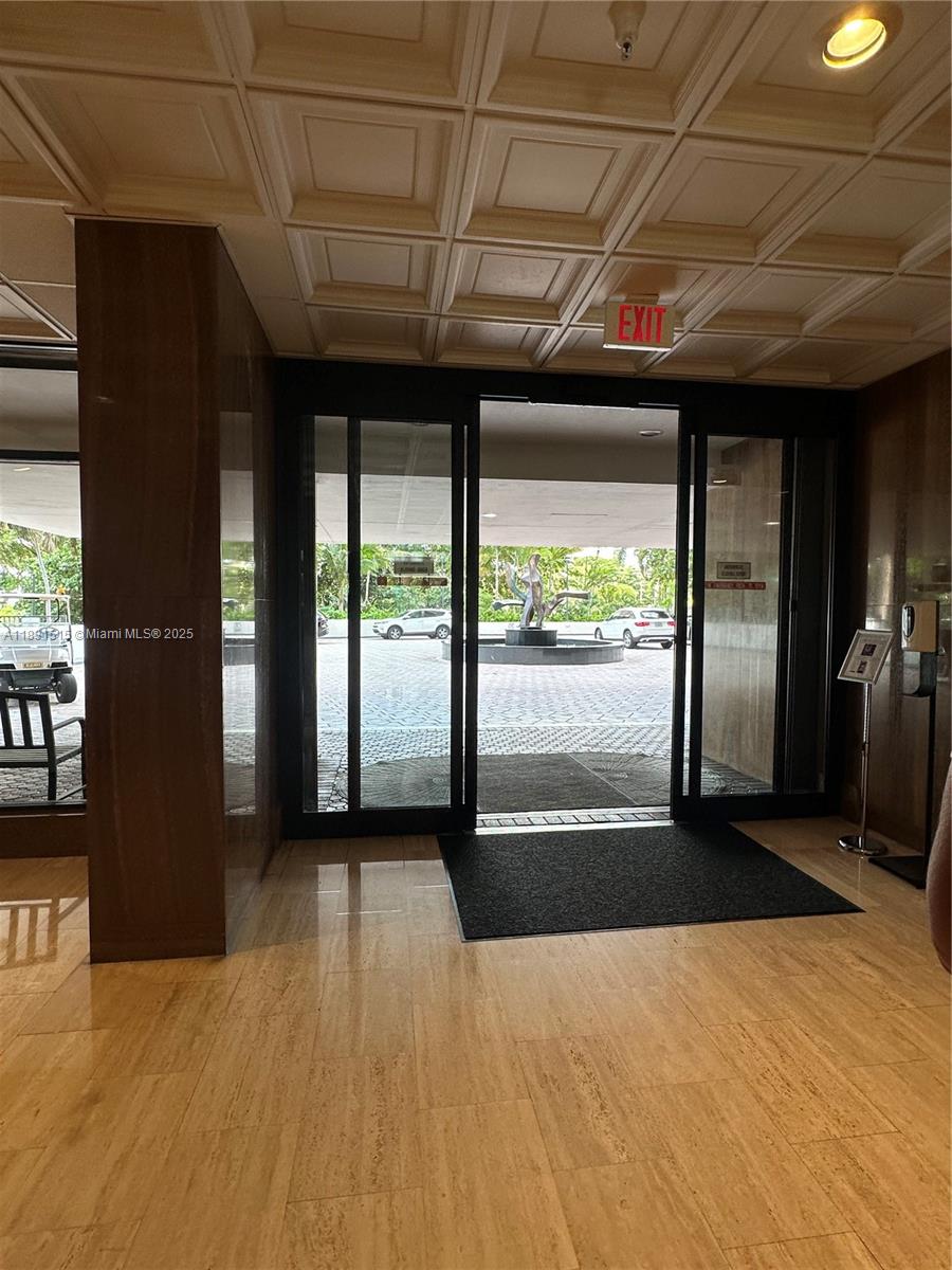 2333 Brickell Ave #901, Miami FL 33129