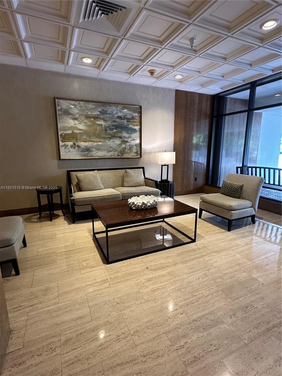 2333 Brickell Ave #901, Miami FL 33129