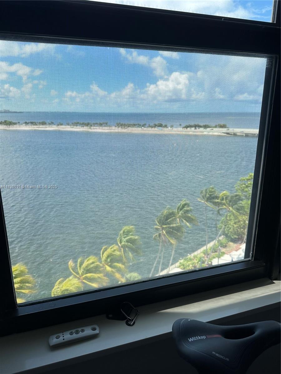 2333 Brickell Ave #901, Miami FL 33129