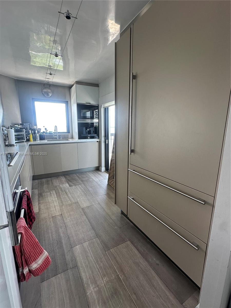 2333 Brickell Ave #901, Miami FL 33129