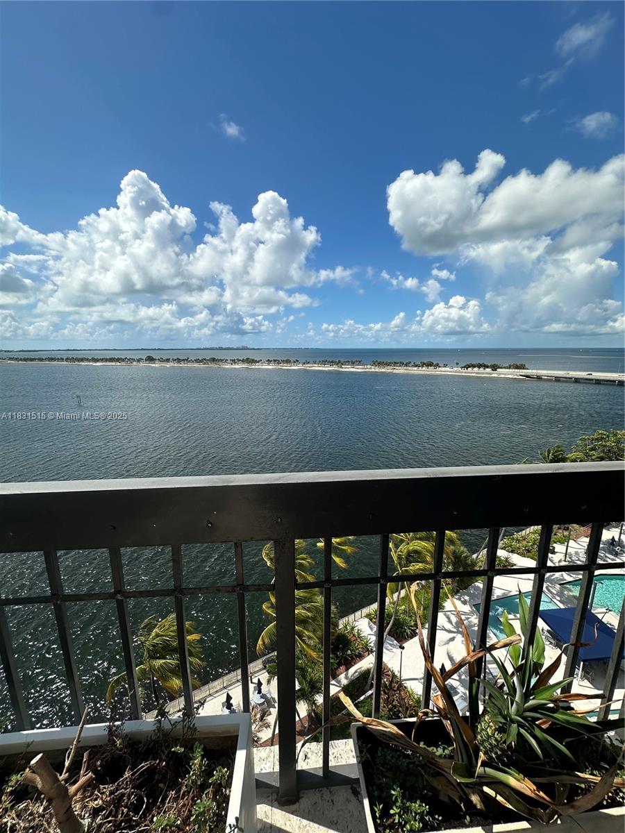 2333 Brickell Ave #901, Miami FL 33129