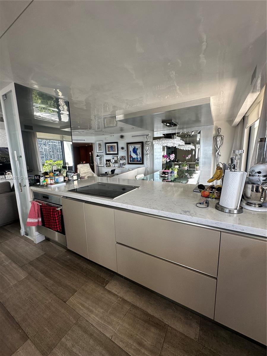 2333 Brickell Ave #901, Miami FL 33129