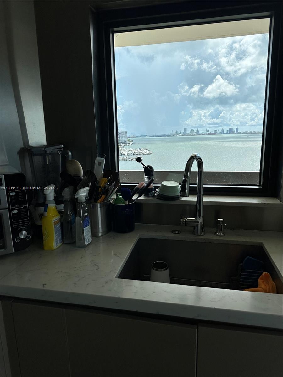 2333 Brickell Ave #901, Miami FL 33129