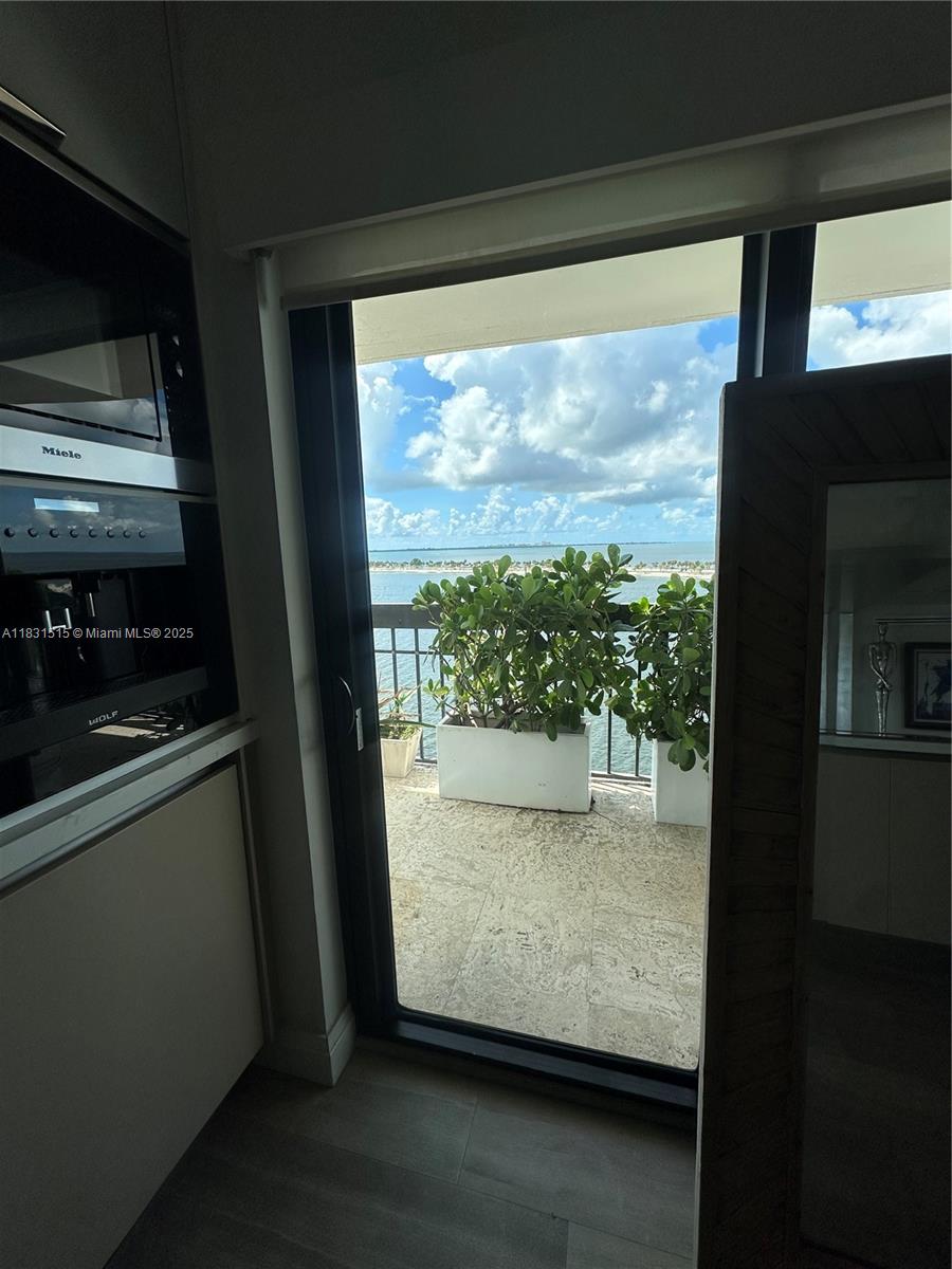 2333 Brickell Ave #901, Miami FL 33129