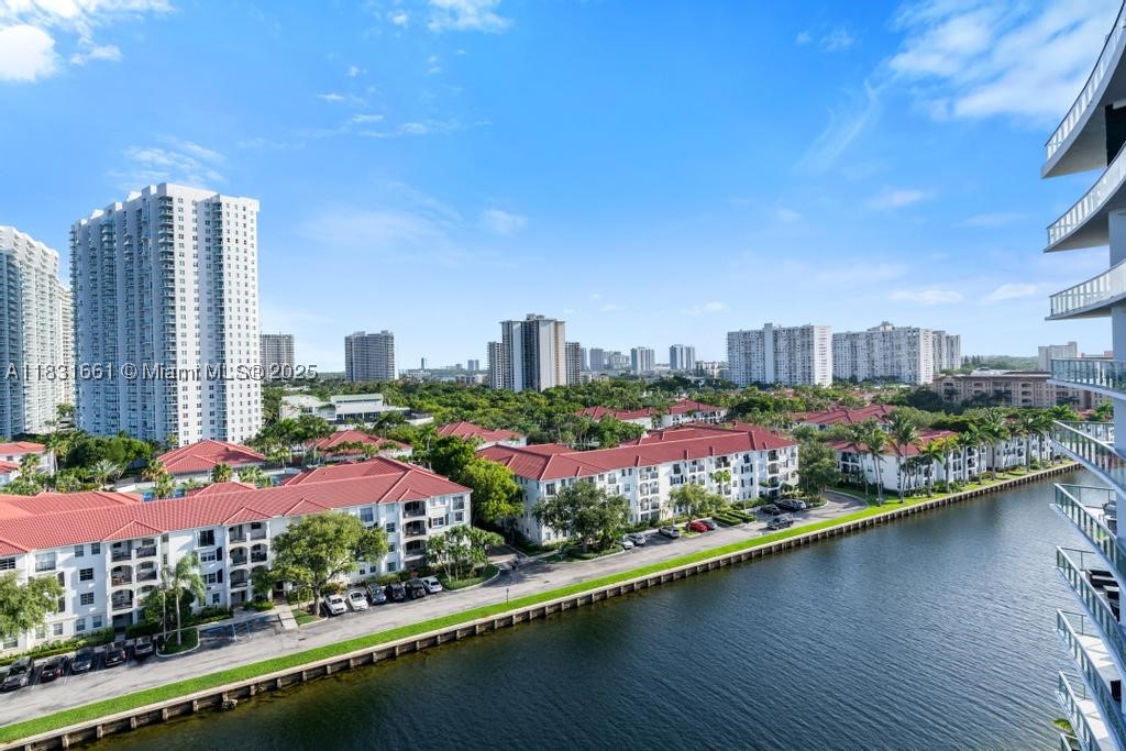 3250 NE 188th St #904, Aventura FL 33180