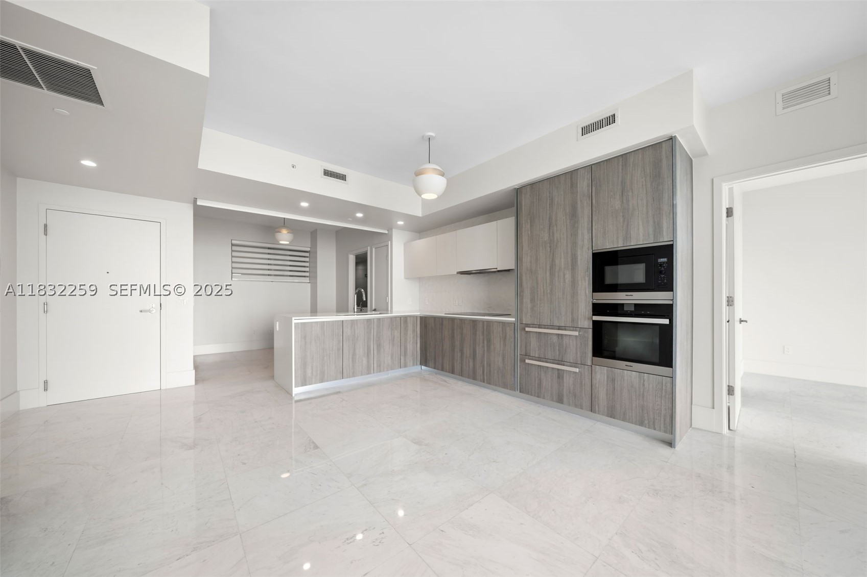 2900 NE 7th Ave #1603, Miami FL 33137