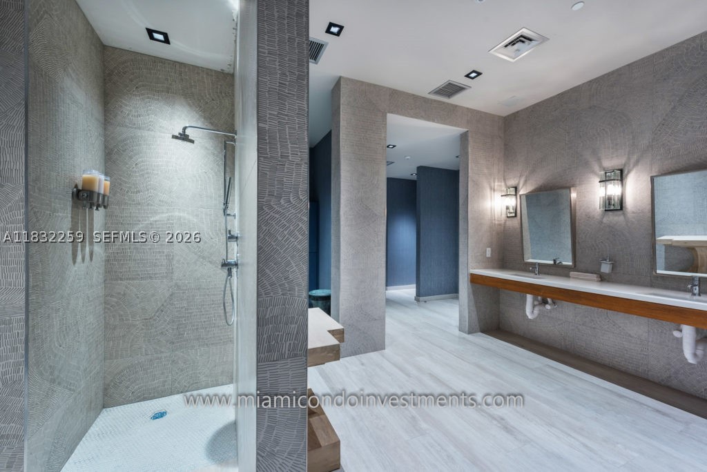 2900 NE 7th Ave #1603, Miami FL 33137
