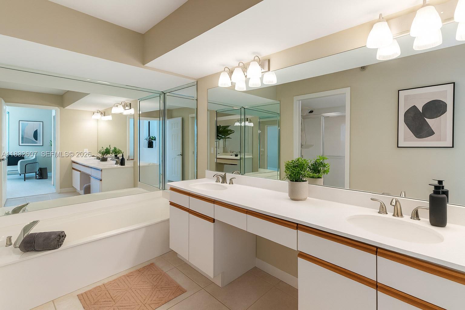 3530 Mystic Pointe Dr #2207, Aventura FL 33180