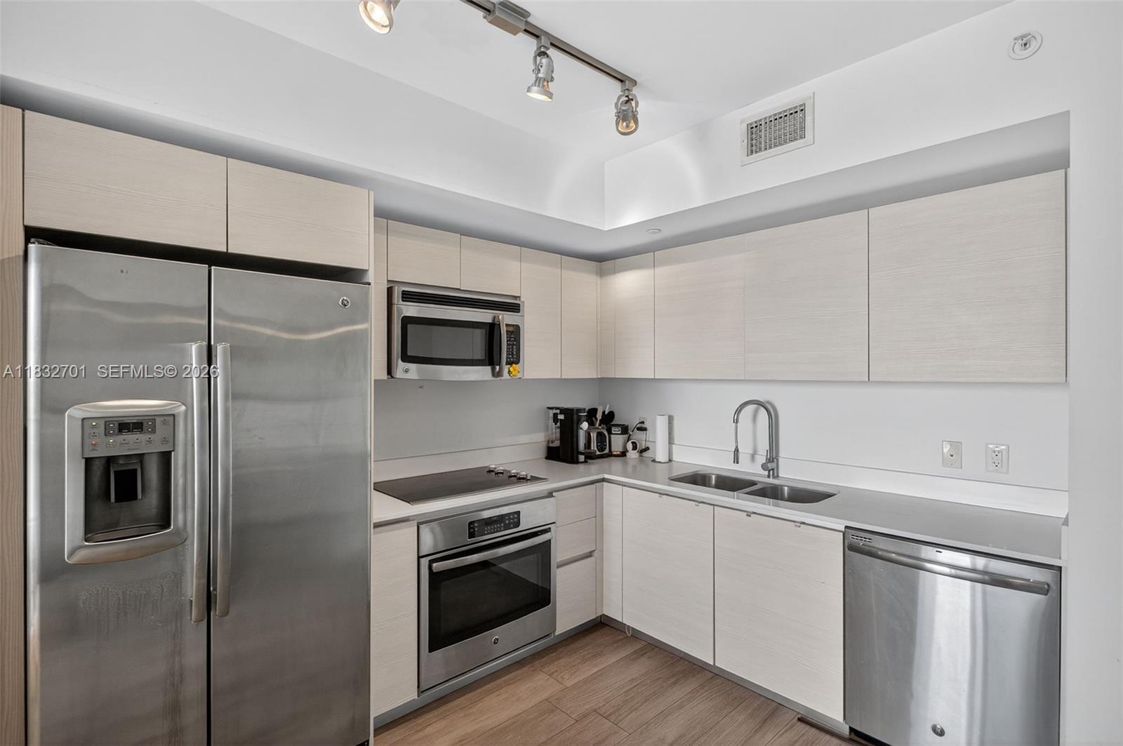 4250 Biscayne Blvd #1206, Miami FL 33137