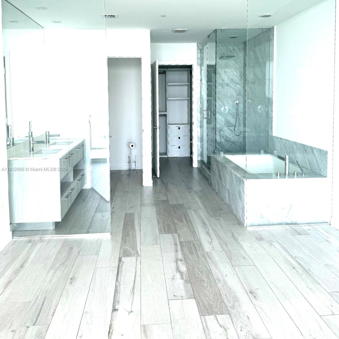 480 NE 31st St #3205, Miami FL 33137