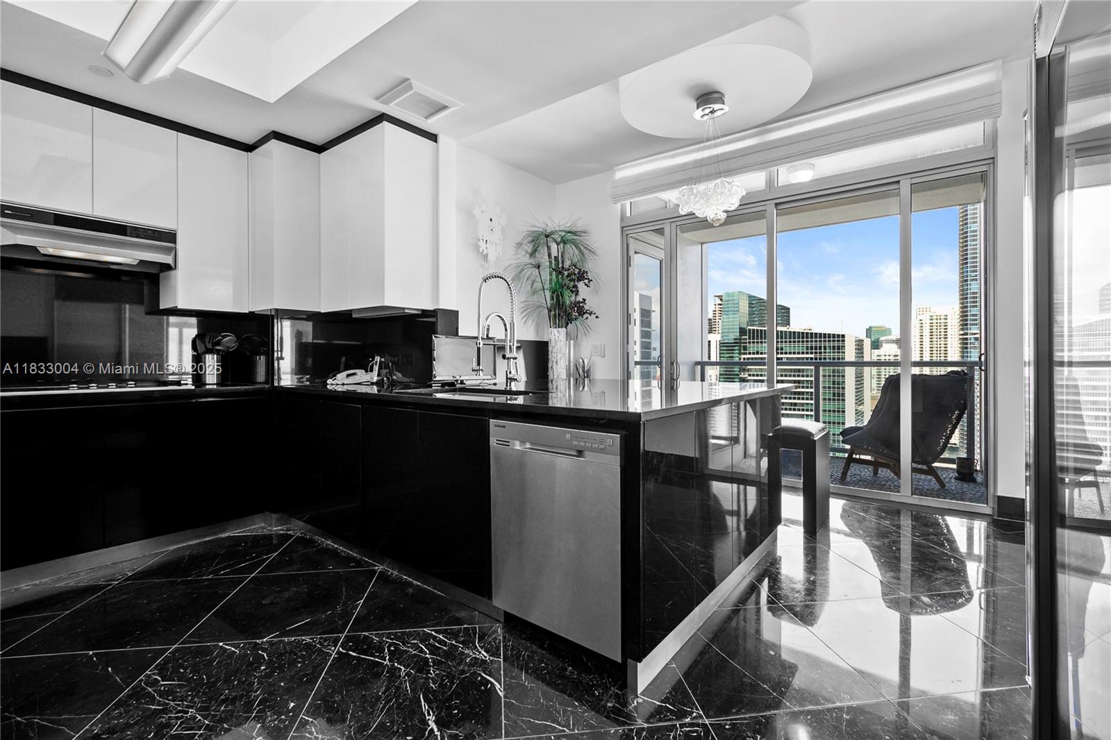 1425 Brickell Ave #42E, Miami FL 33131
