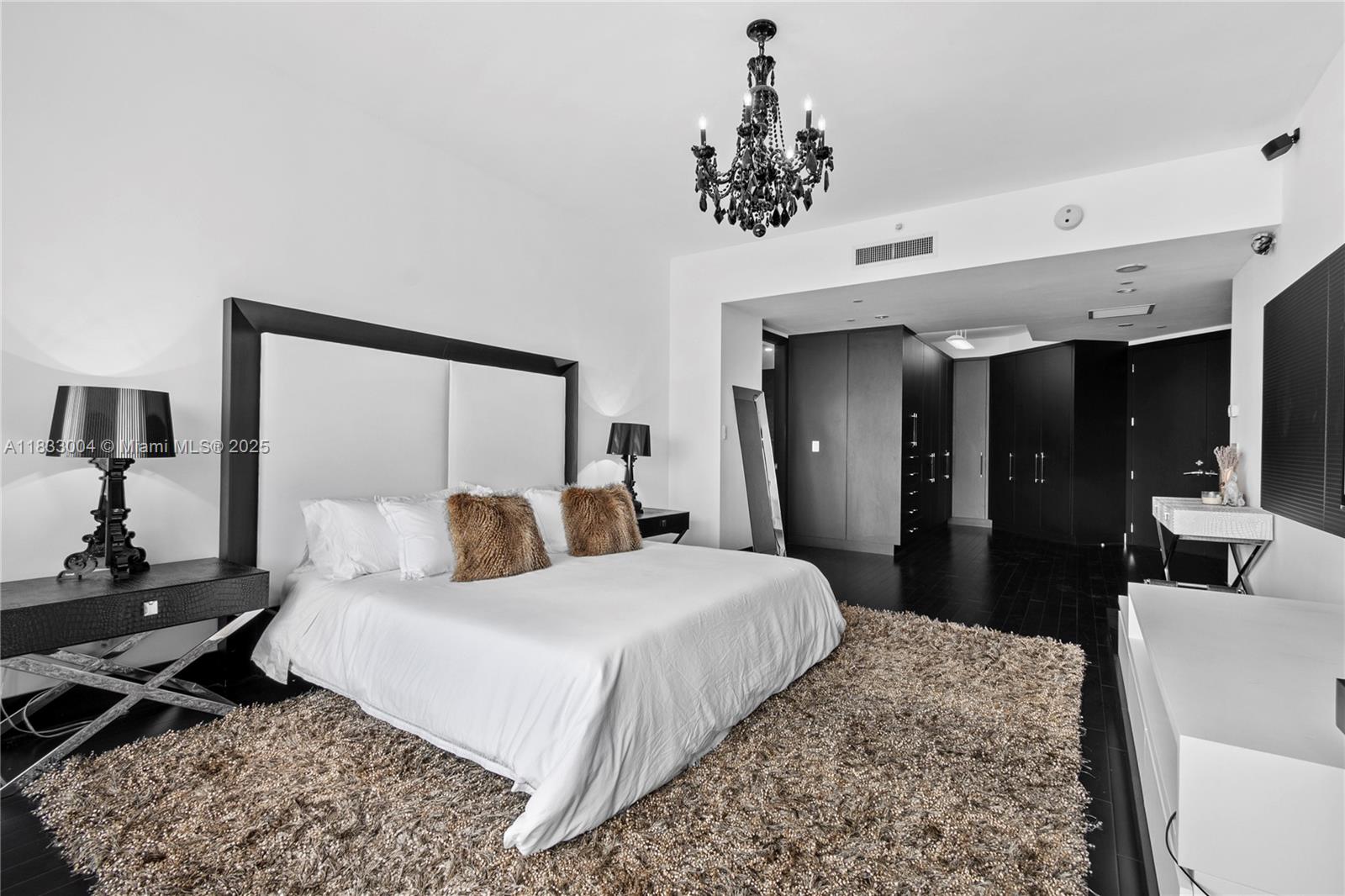 1425 Brickell Ave #42E, Miami FL 33131