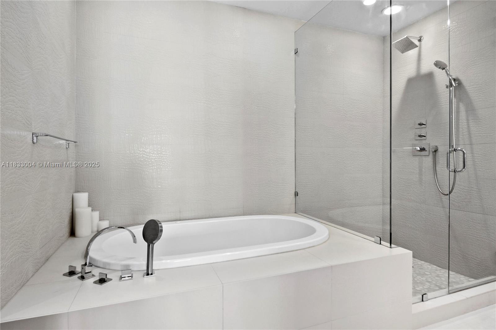 1425 Brickell Ave #42E, Miami FL 33131