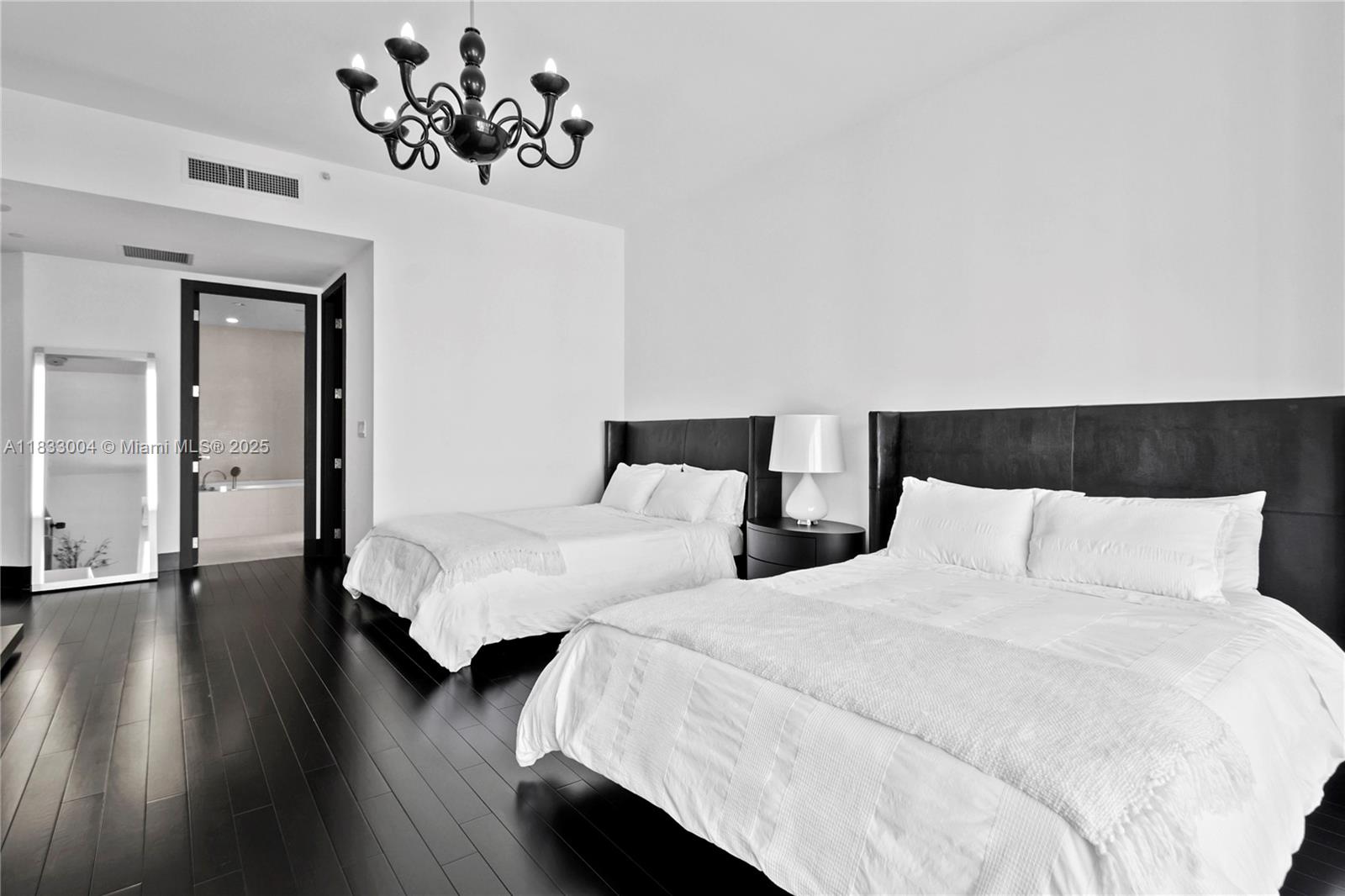 1425 Brickell Ave #42E, Miami FL 33131