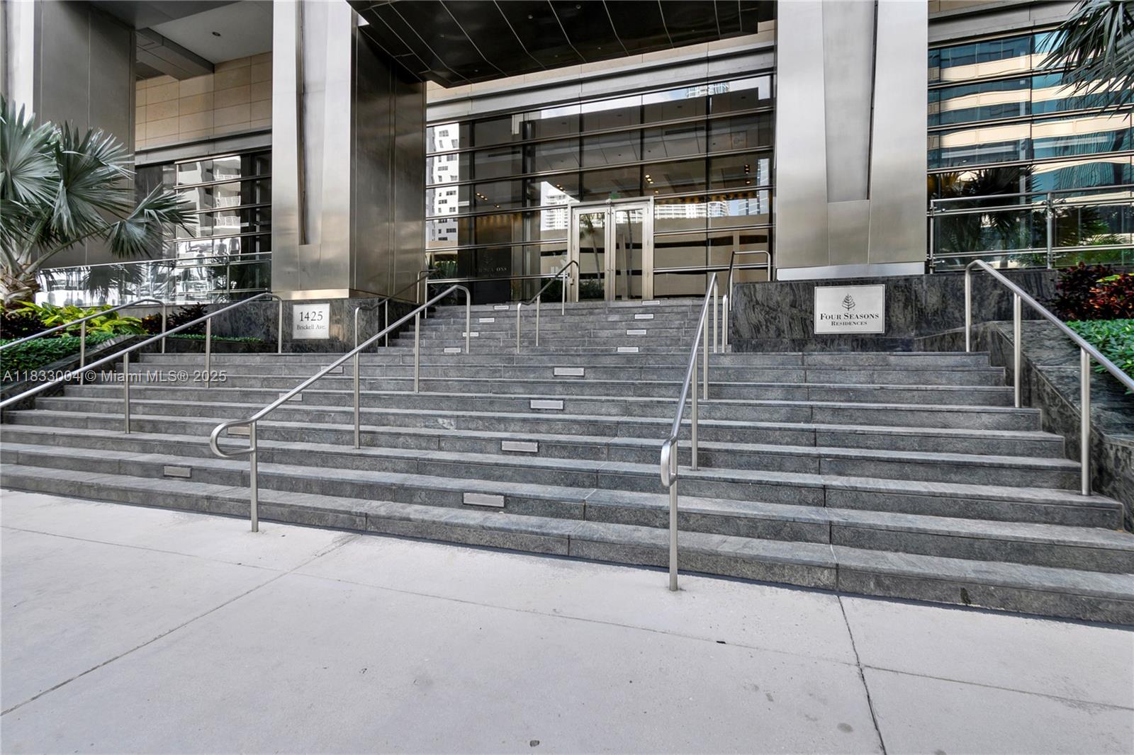 1425 Brickell Ave #42E, Miami FL 33131