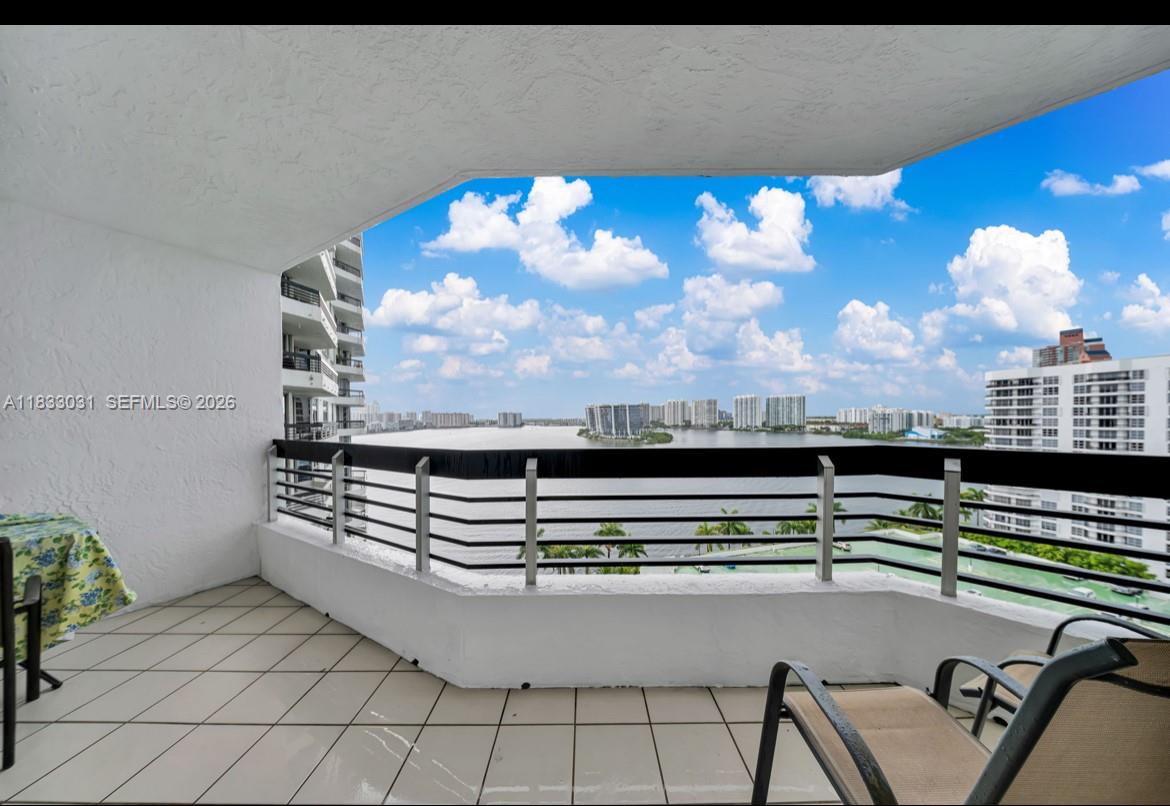 19101 NE 36th Ct #1604, Aventura FL 33180