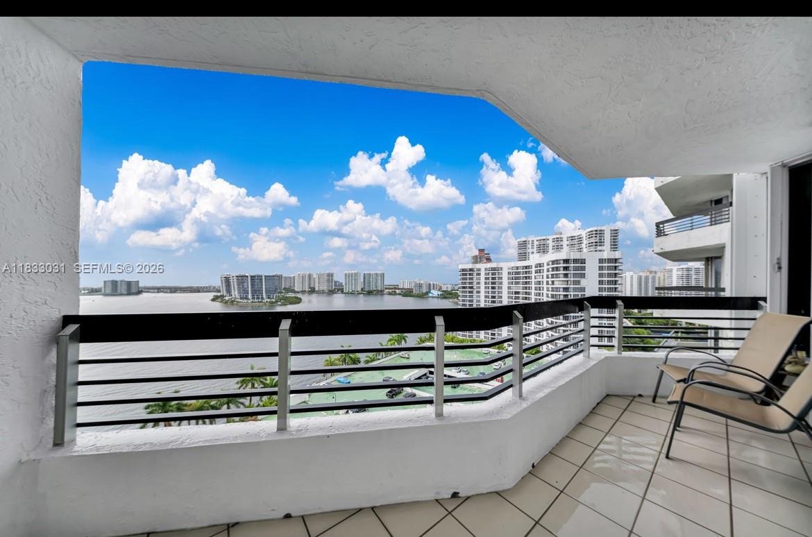 19101 NE 36th Ct #1604, Aventura FL 33180