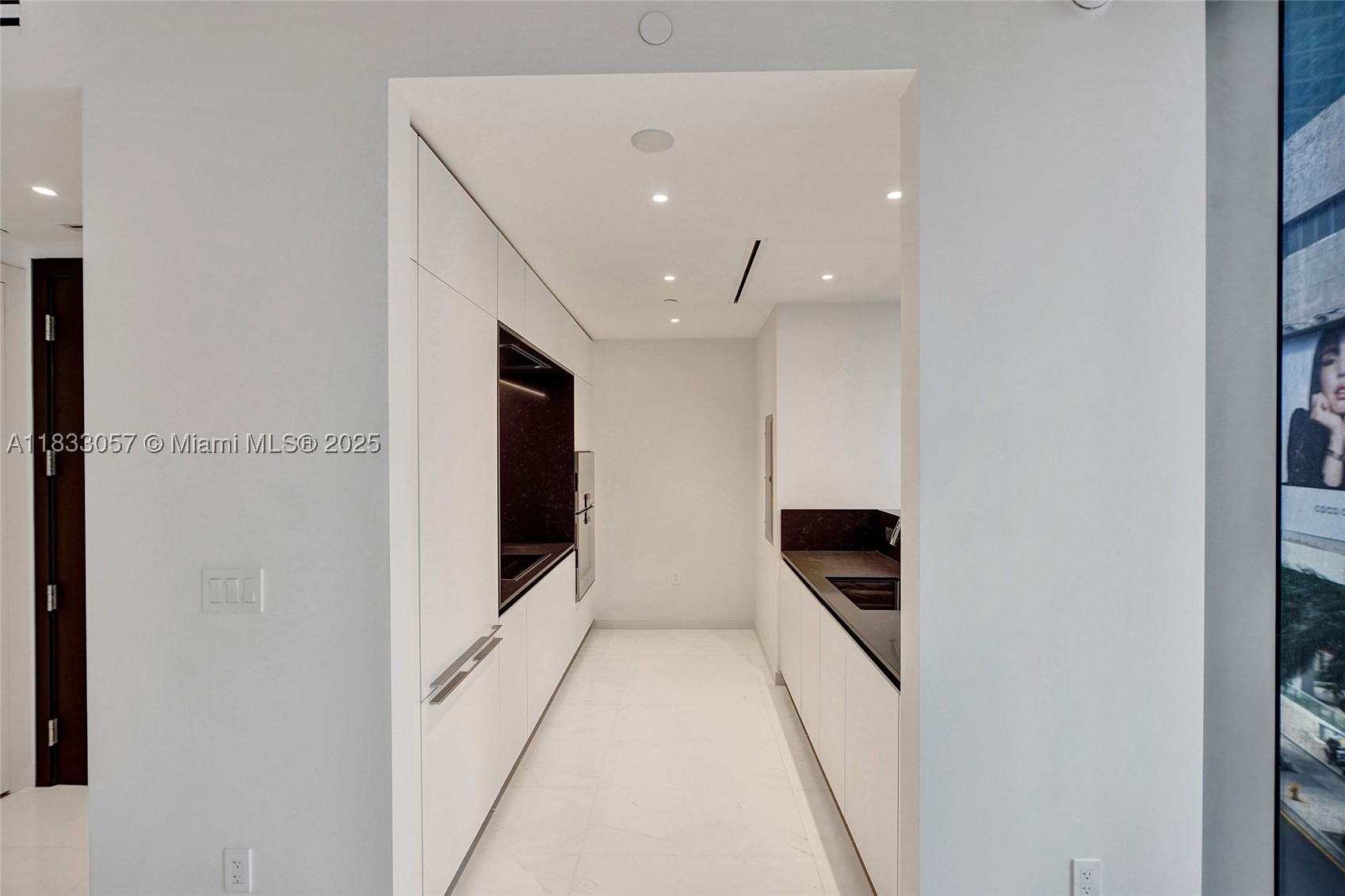 300 Biscayne Boulevard Way #505C, Miami FL 33131