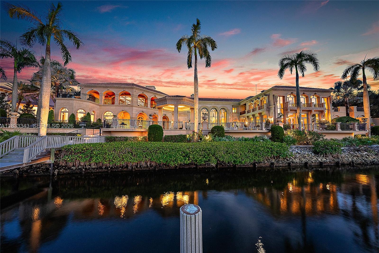 209 Commodore Dr, Jupiter FL 33477
