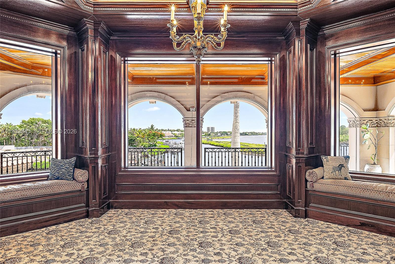 209 Commodore Dr, Jupiter FL 33477