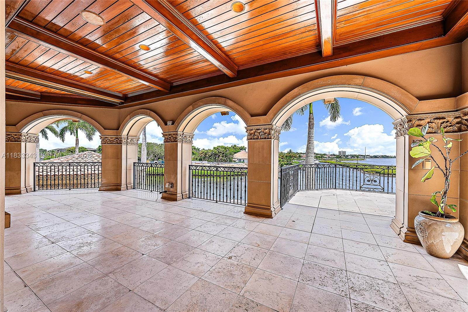 209 Commodore Dr, Jupiter FL 33477