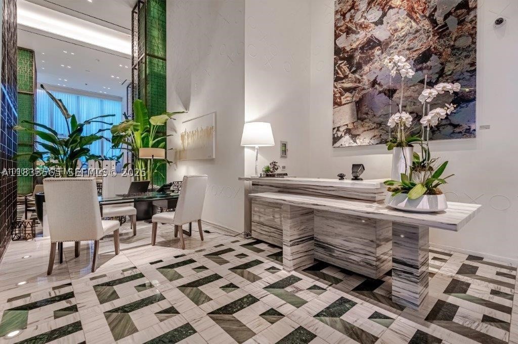 801 S Miami Ave #4204, Miami FL 33130