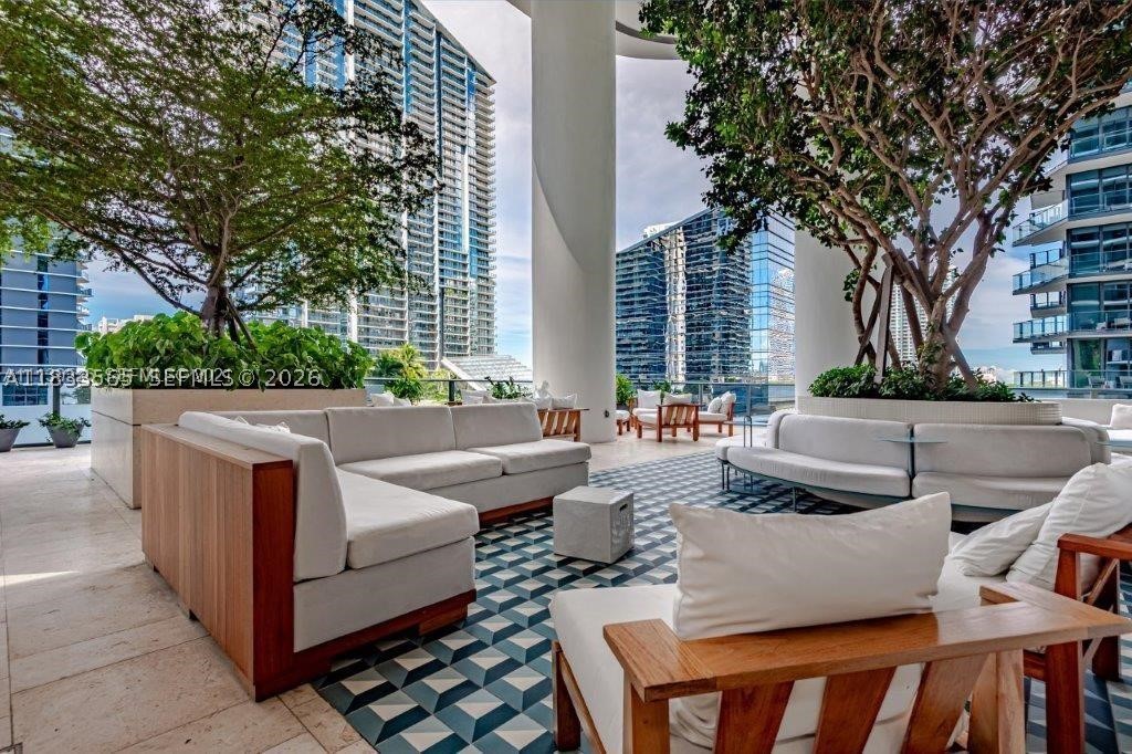 801 S Miami Ave #4204, Miami FL 33130