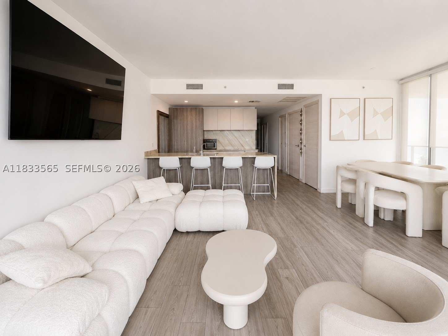 801 S Miami Ave #4204, Miami FL 33130