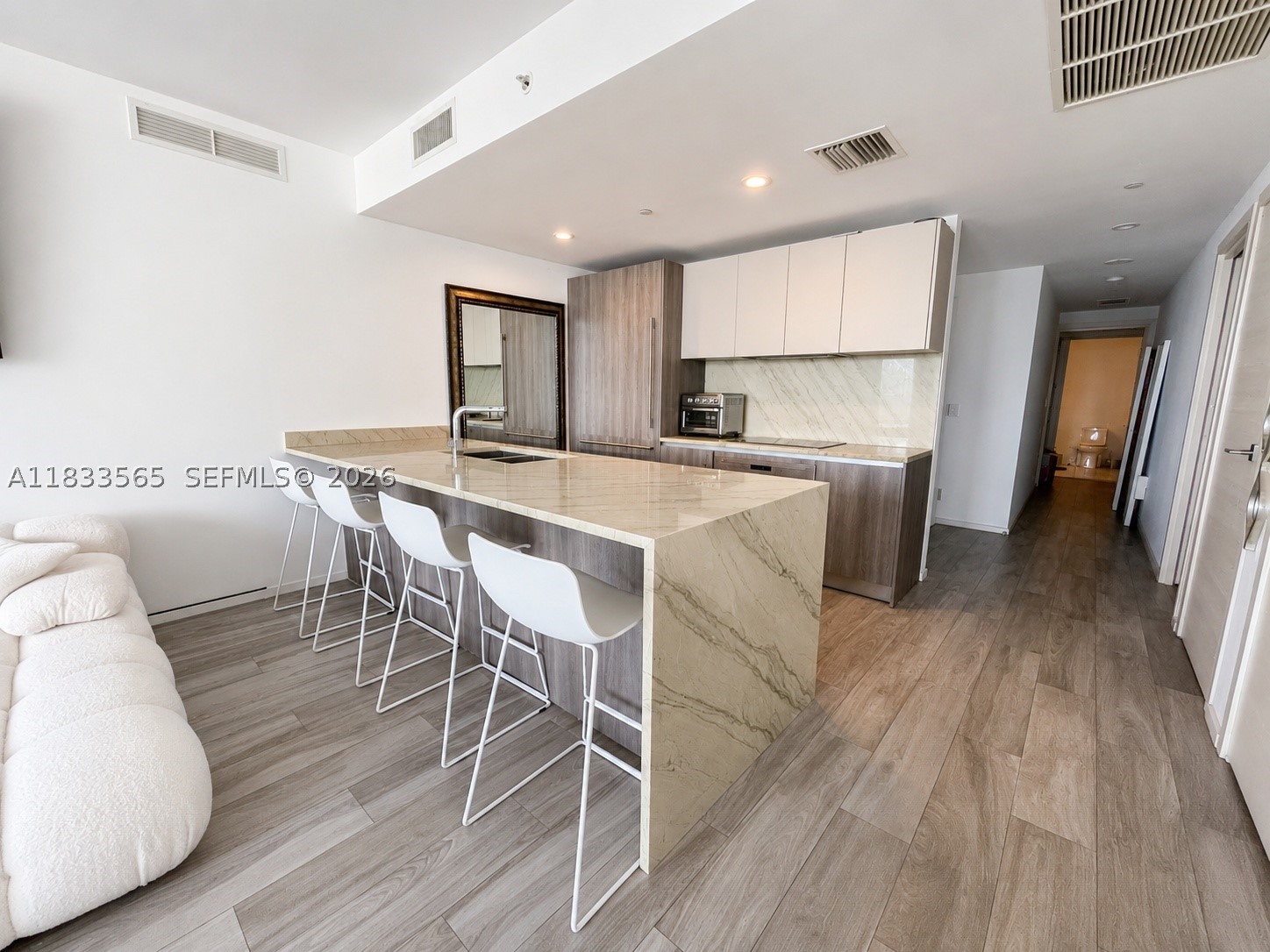 801 S Miami Ave #4204, Miami FL 33130