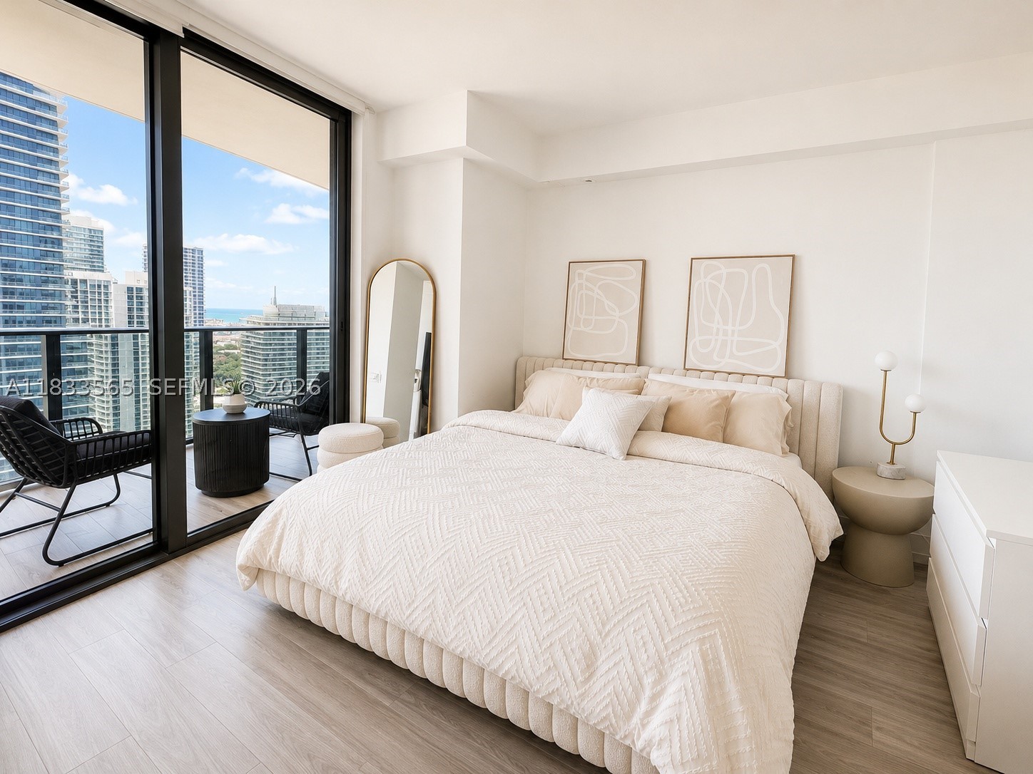 801 S Miami Ave #4204, Miami FL 33130