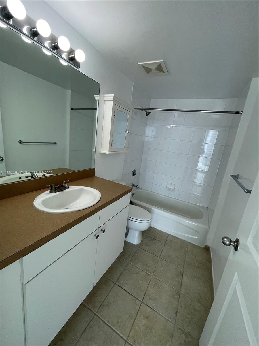 1250 S Miami Ave #1209, Miami FL 33130