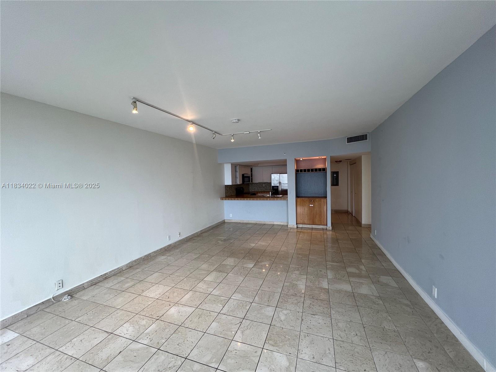 520 Brickell Key Dr #A1519, Miami FL 33131
