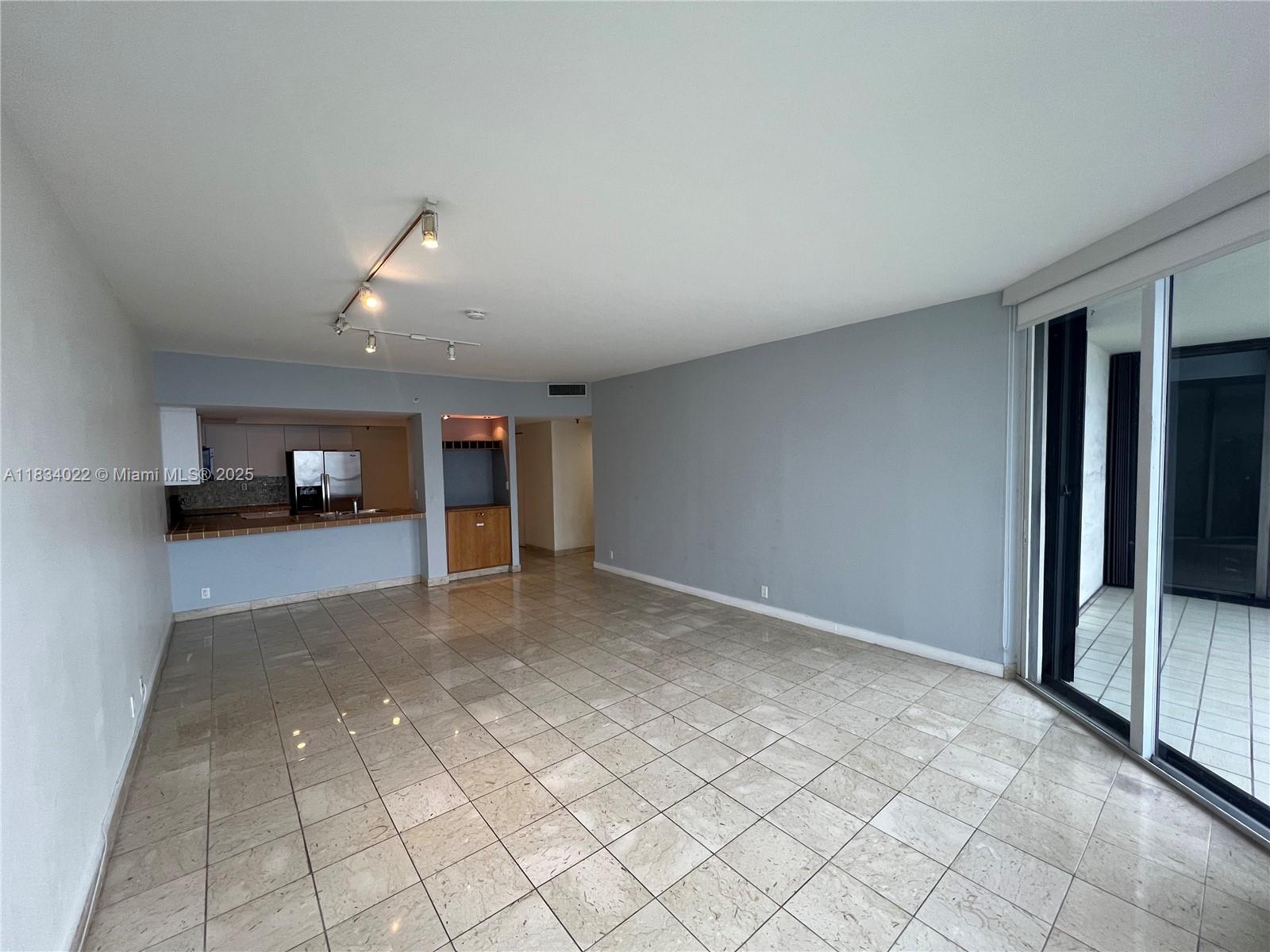 520 Brickell Key Dr #A1519, Miami FL 33131