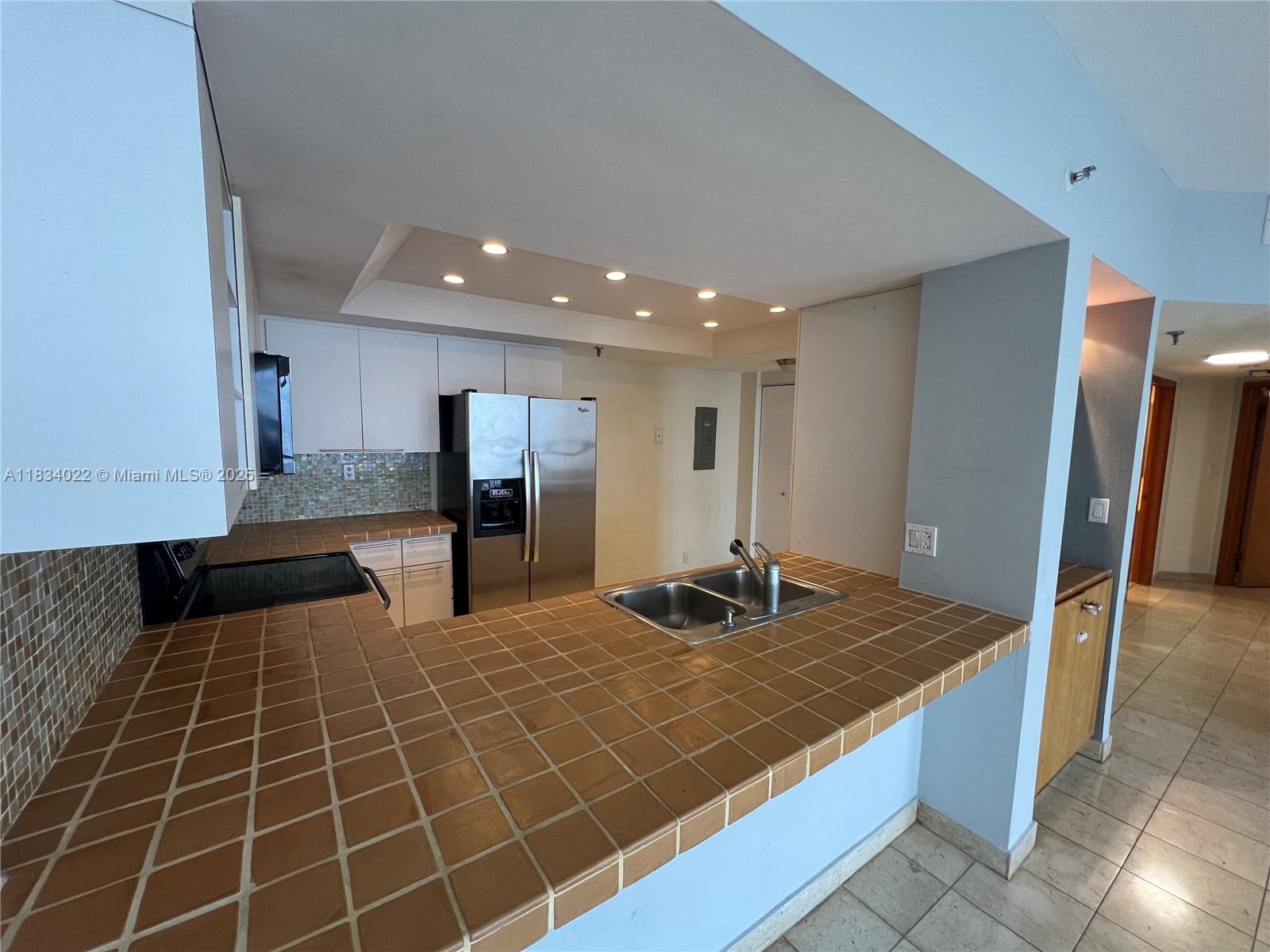 520 Brickell Key Dr #A1519, Miami FL 33131