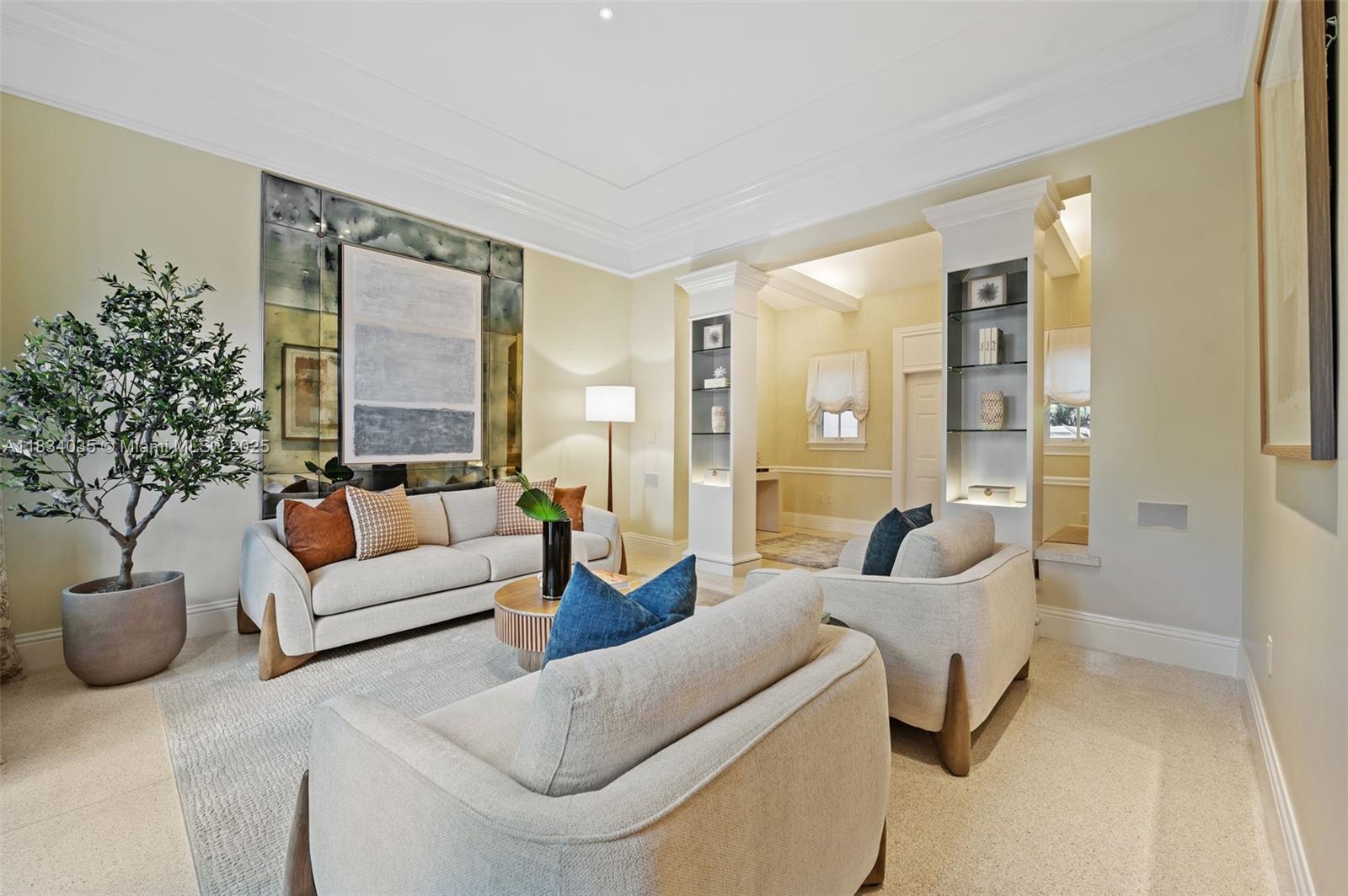 568 Loretto Ave #11, Coral Gables FL 33146