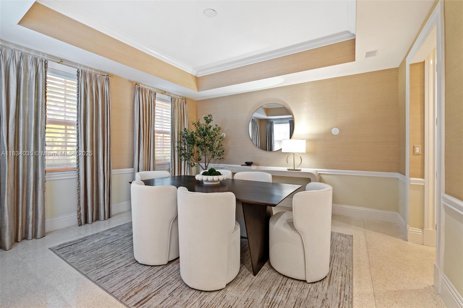 568 Loretto Ave #11, Coral Gables FL 33146