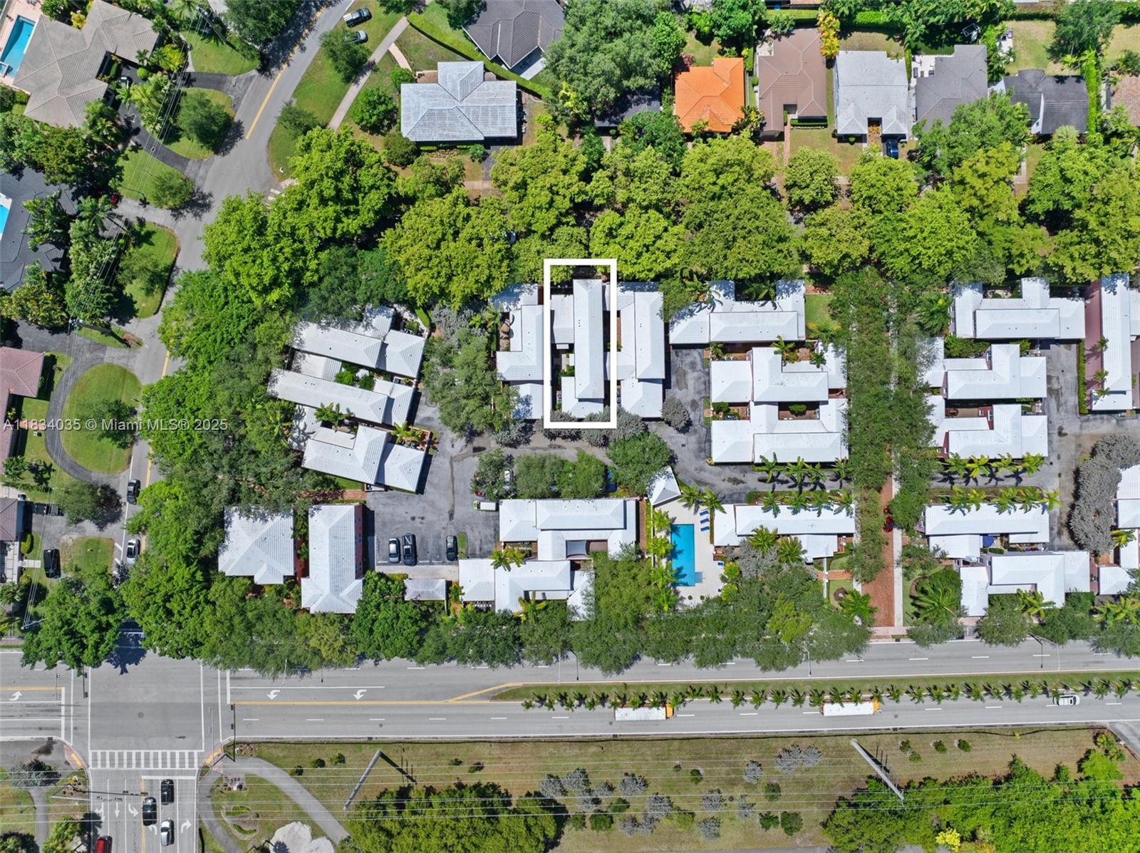 568 Loretto Ave #11, Coral Gables FL 33146