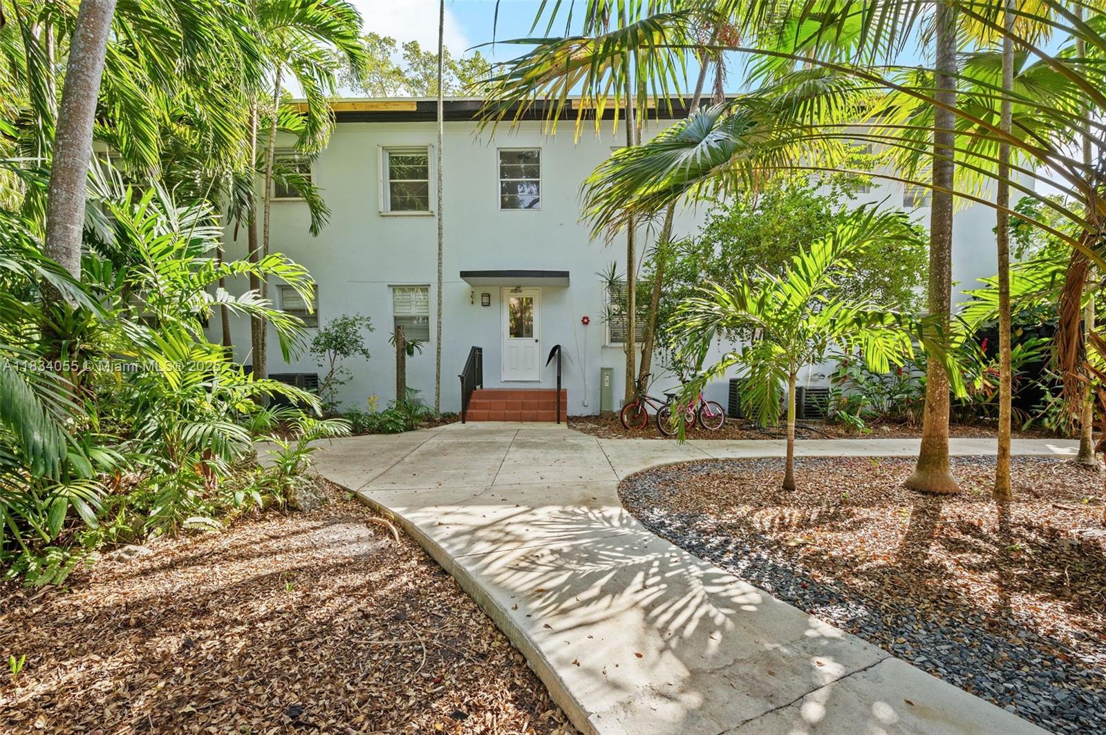 7865 SW 57th Ave #48D, South Miami FL 33143