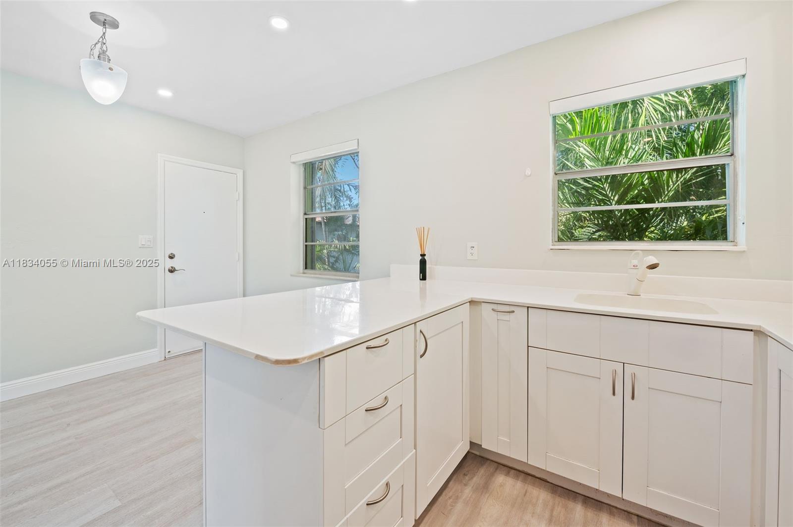 7865 SW 57th Ave #48D, South Miami FL 33143